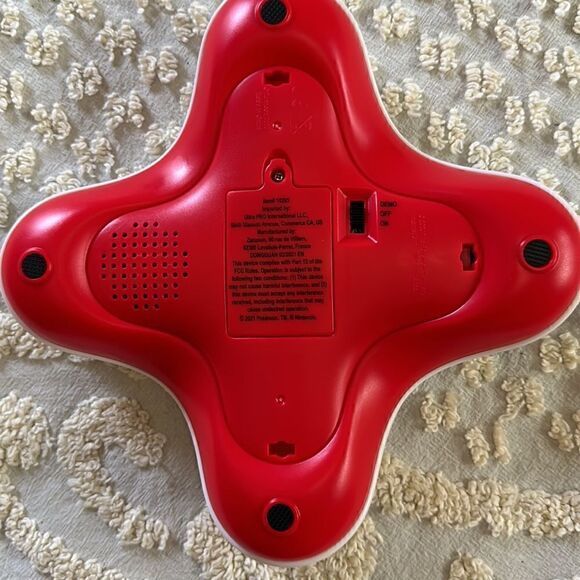 Pokemon Trainer Toy Trivia Game Batteries - Picture 3 of 5